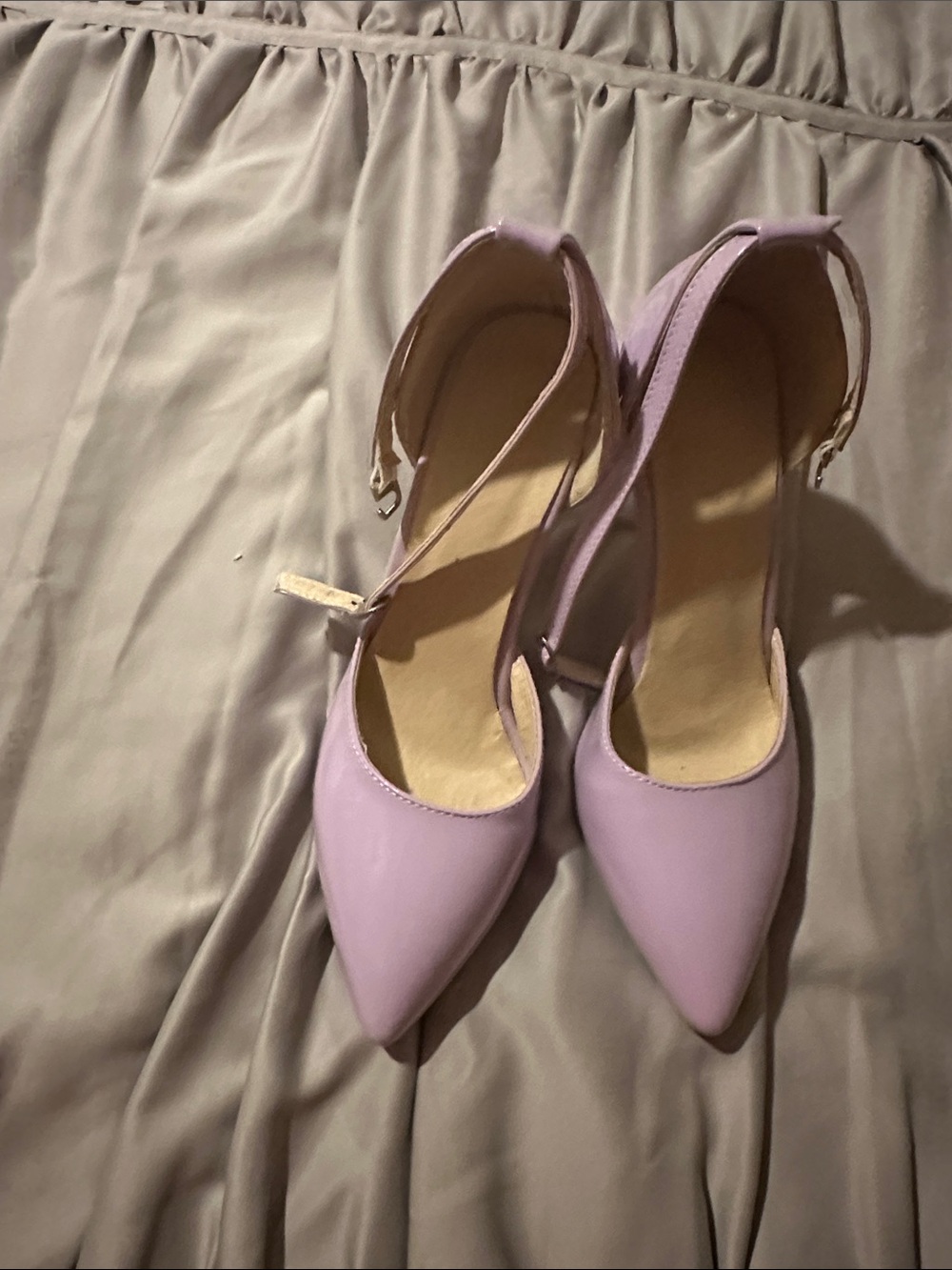 Women’s Pointed Toe Ankle Strap Pumps - Lilac